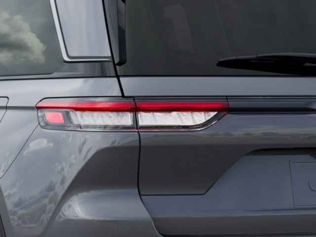 New 2027 Jeep Grand Cherokee Altitude RWD image 9
