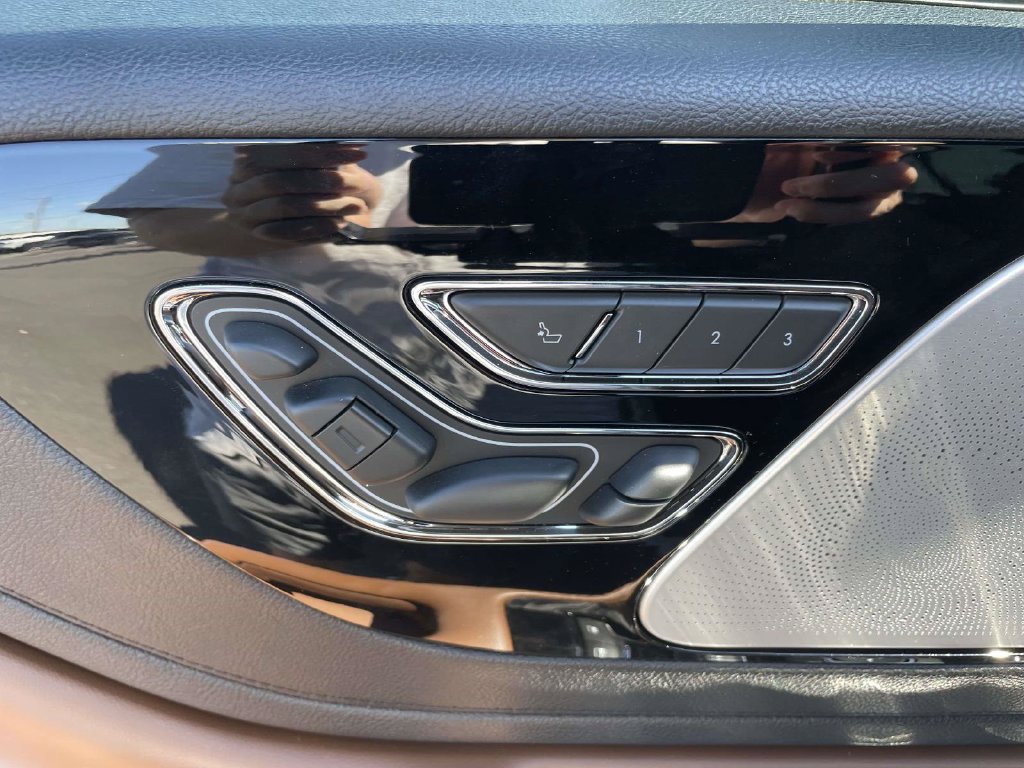 Used 2021 Lincoln Aviator Reserve w/ Equipment Group 201A AWD/4WD image 14