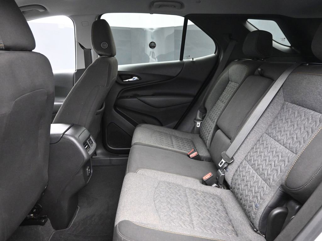 Used 2022 Chevrolet Equinox LT AWD/4WD image 11