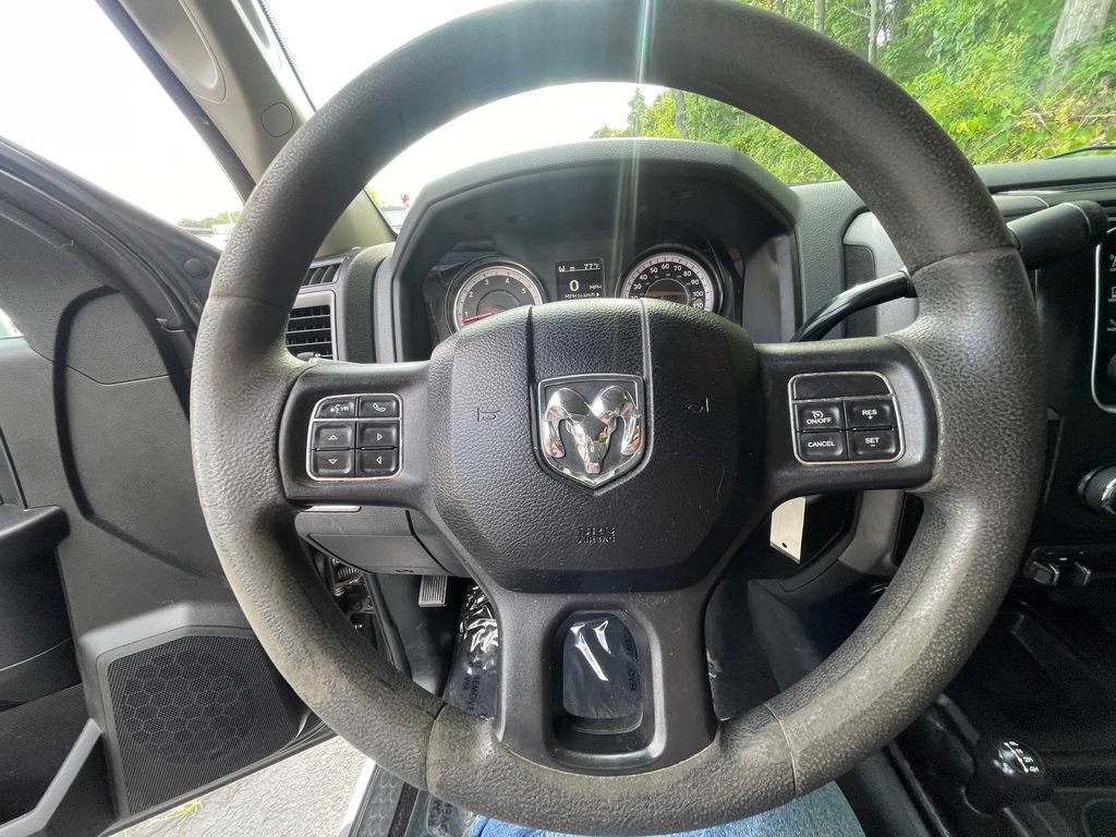 Used 2018 RAM 2500 ST AWD/4WD image 15