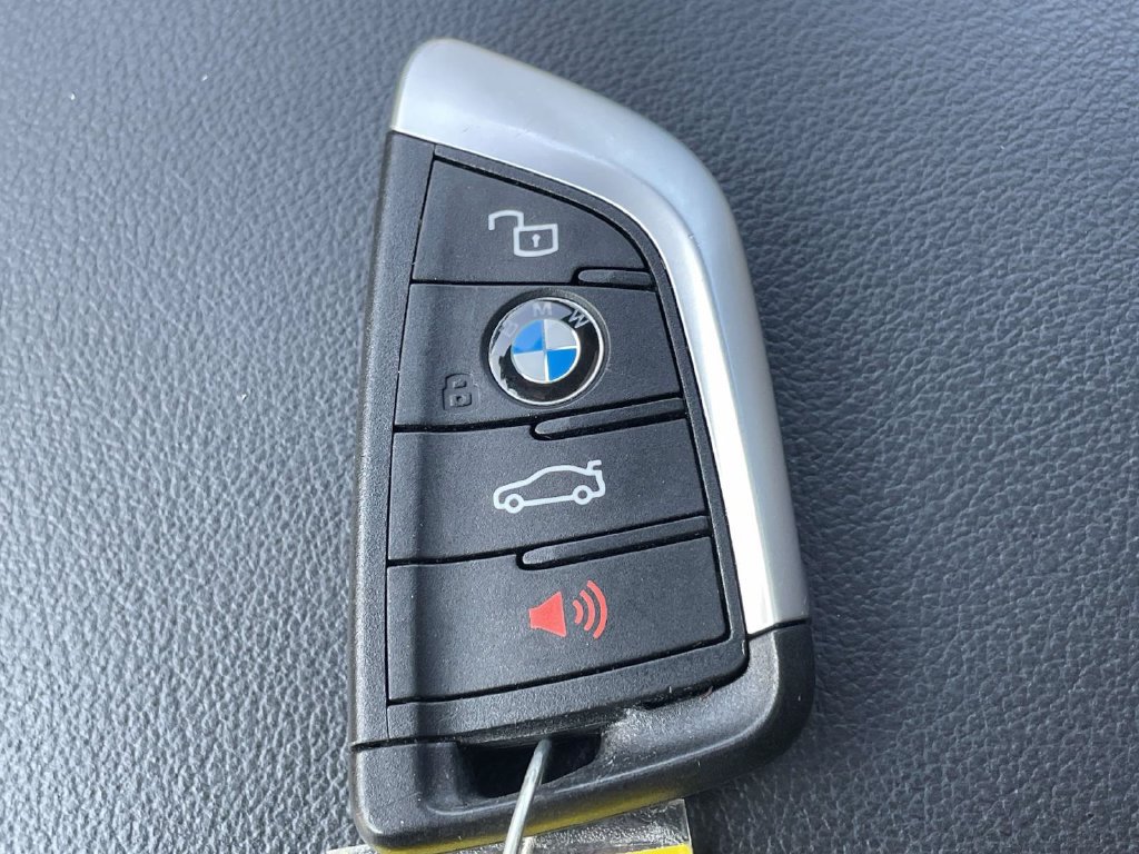 Used 2023 BMW X4 xDrive30i w/ Premium Package AWD/4WD image 34