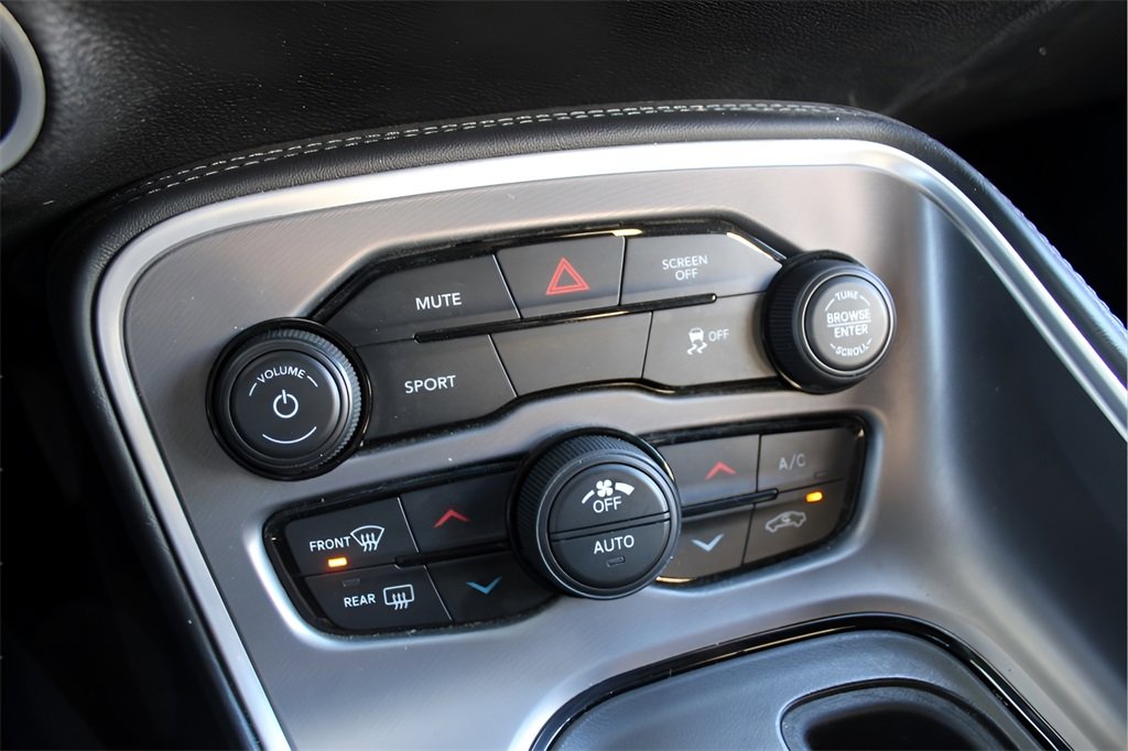 Used 2021 Dodge Challenger SXT w/ Blacktop Package image 10