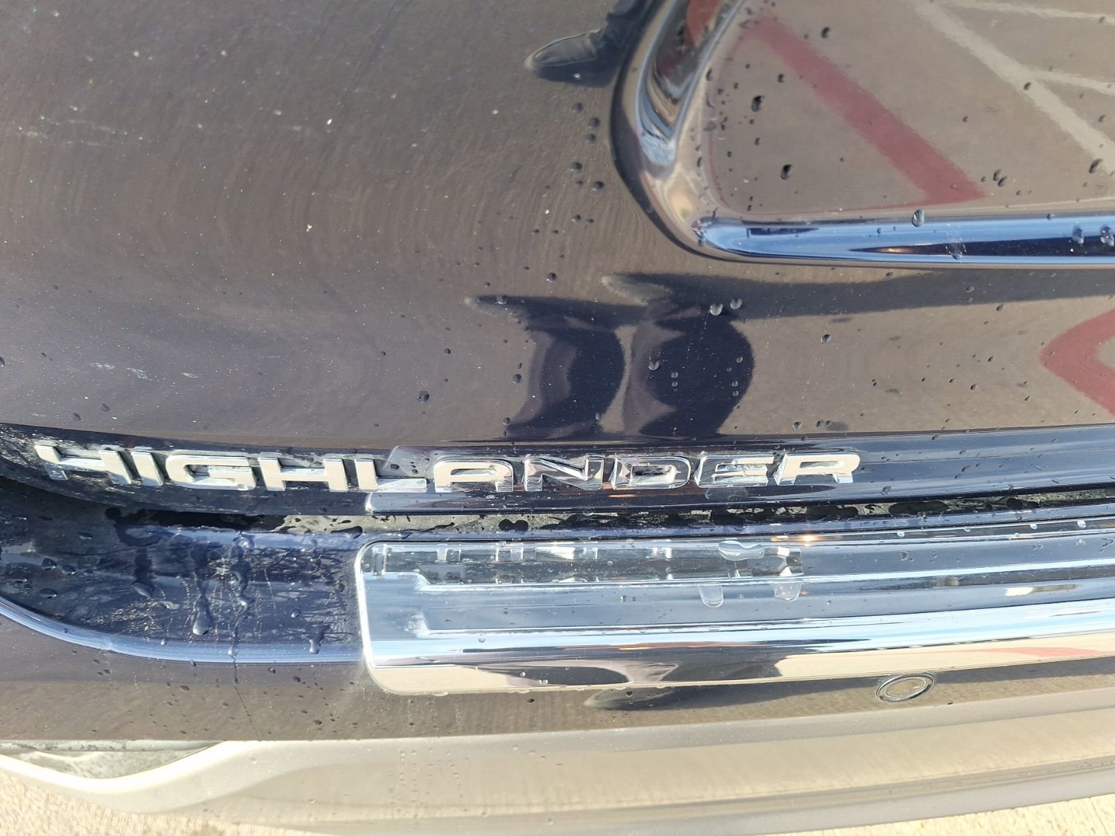 Used 2025 Toyota Highlander Platinum image 14