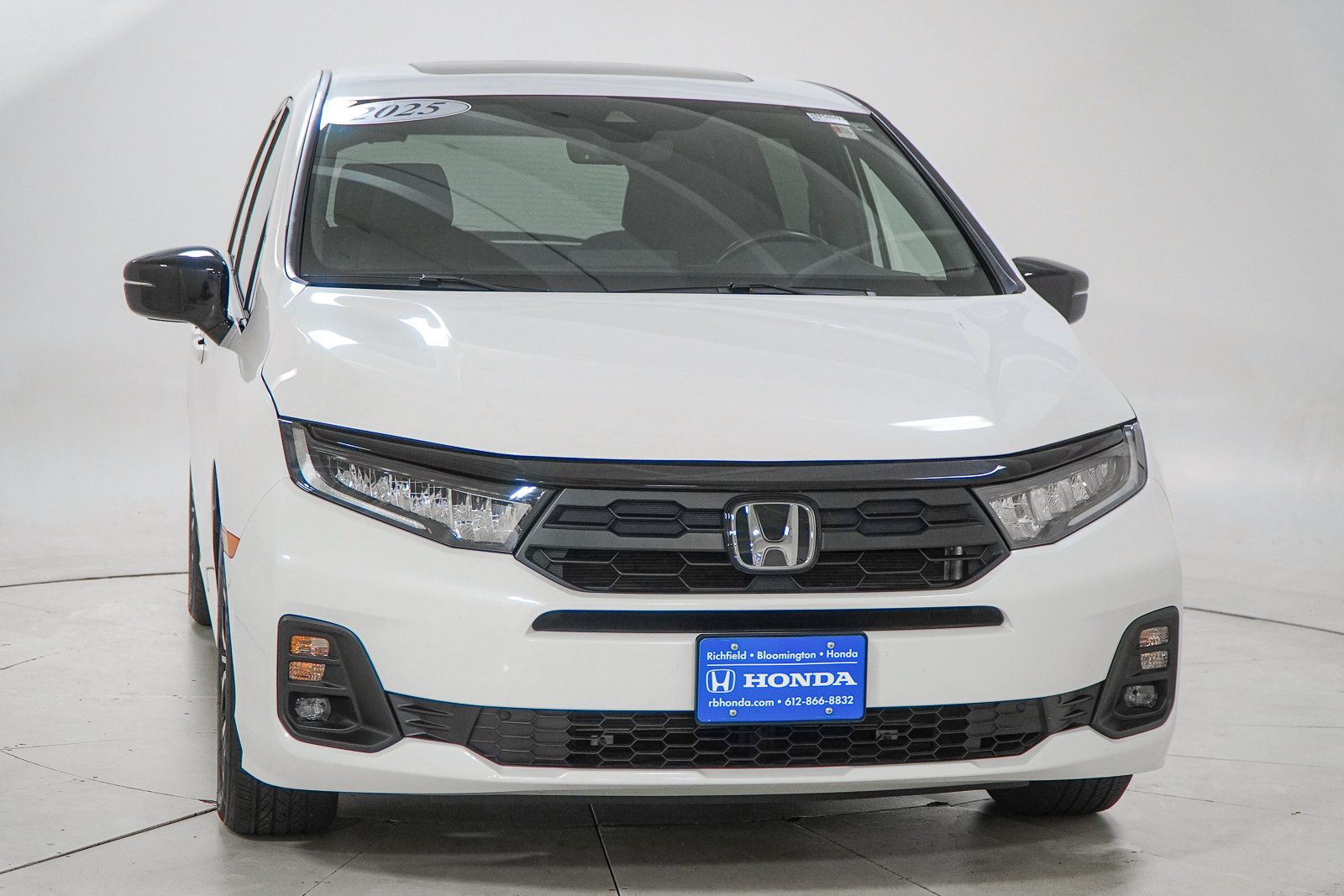 Used 2025 Honda Odyssey Sport-L image 17