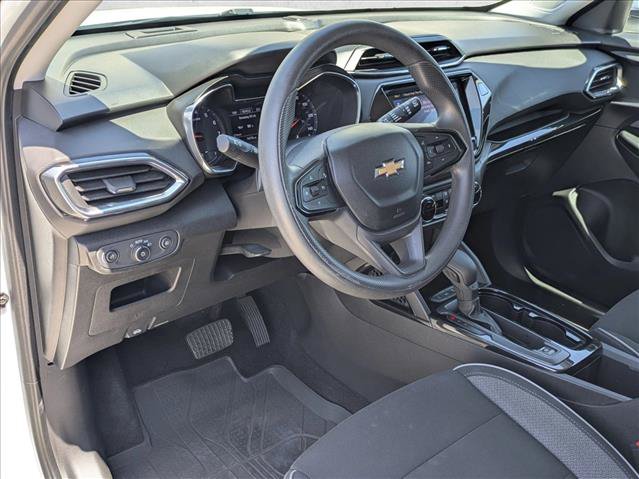Used 2021 Chevrolet TrailBlazer LT w/ Convenience Package FWD image 10