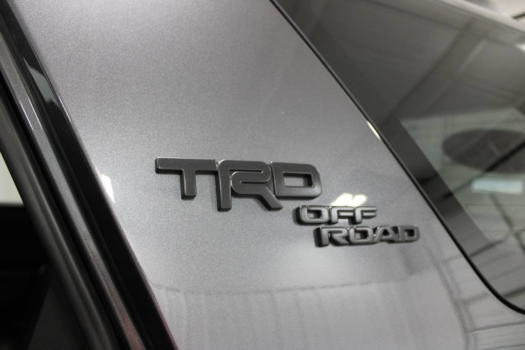 Used 2023 Toyota 4Runner TRD Off-Road Premium AWD/4WD image 19