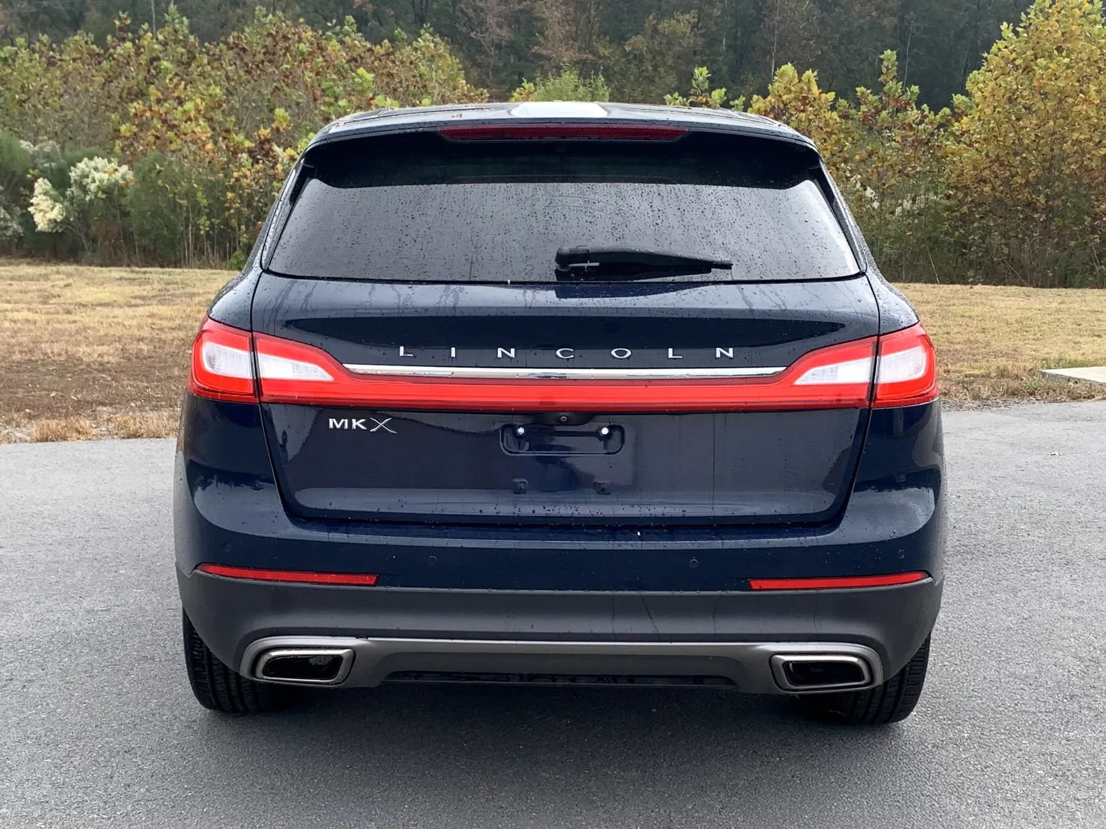 Used 2018 Lincoln MKX Reserve w/ Driver Assistance Package FWD image 6
