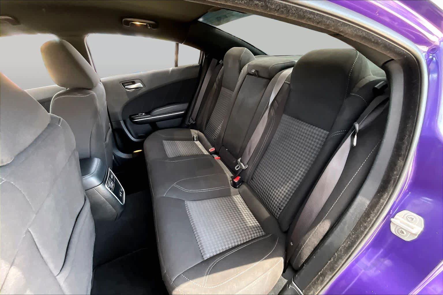 Used 2023 Dodge Charger SXT RWD image 20