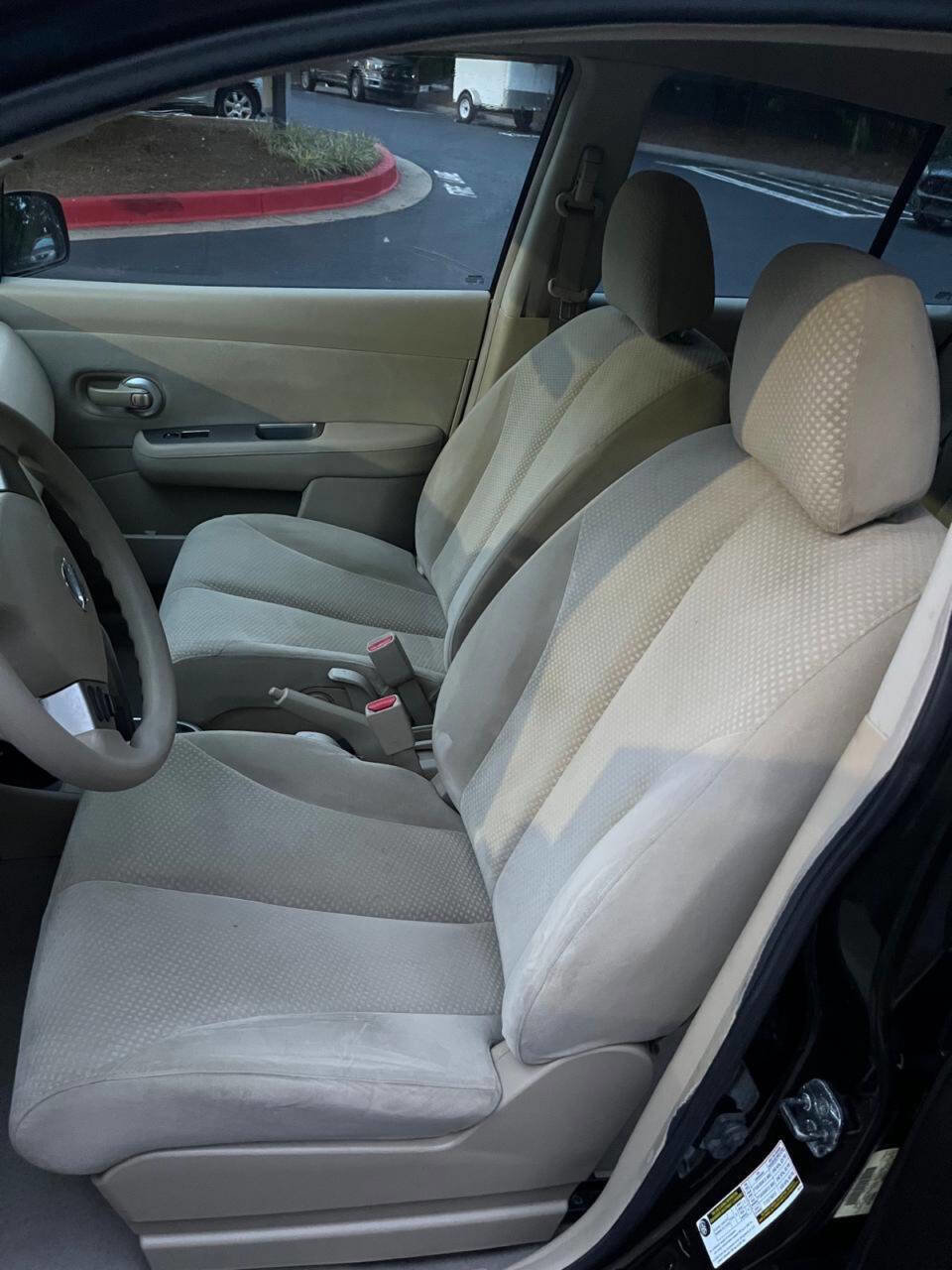 Used 2011 Nissan Versa 1.8 S w/ PWR Plus Pkg image 8