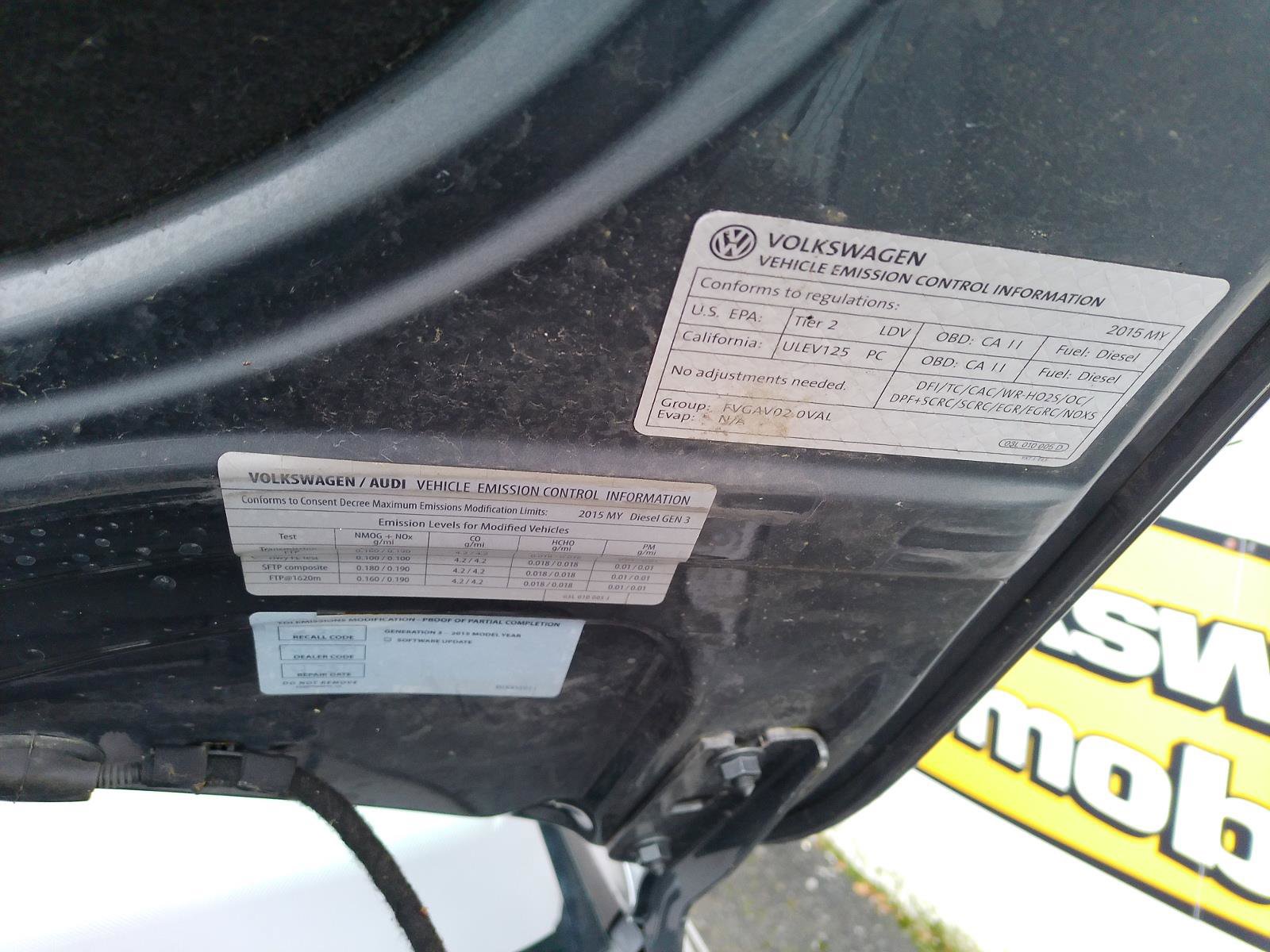 Used 2015 Volkswagen Golf TDI S image 48