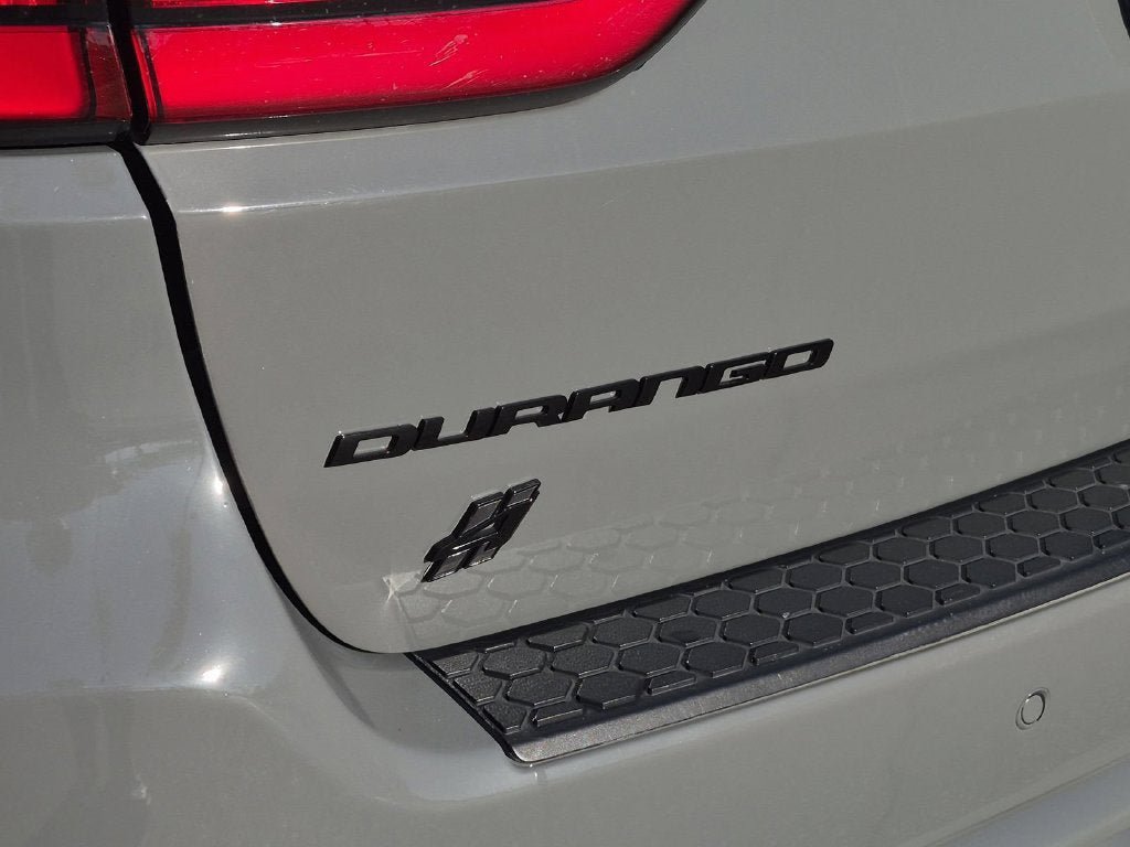 Used 2022 Dodge Durango R/T w/ Blacktop Package AWD/4WD image 37