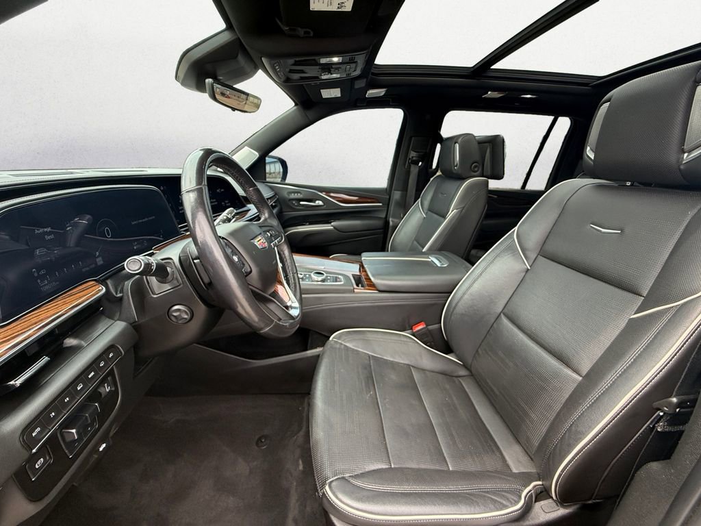 Used 2021 Cadillac Escalade ESV Premium Luxury w/ Driver Assist Tech Package AWD/4WD image 11