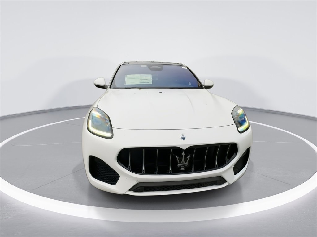 New 2024 Maserati Grecale GT image 3
