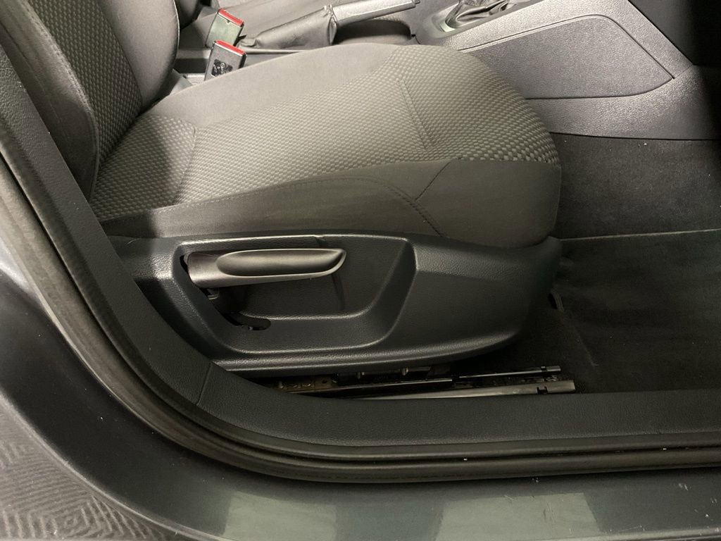 Used 2011 Volkswagen Jetta Sedan image 24