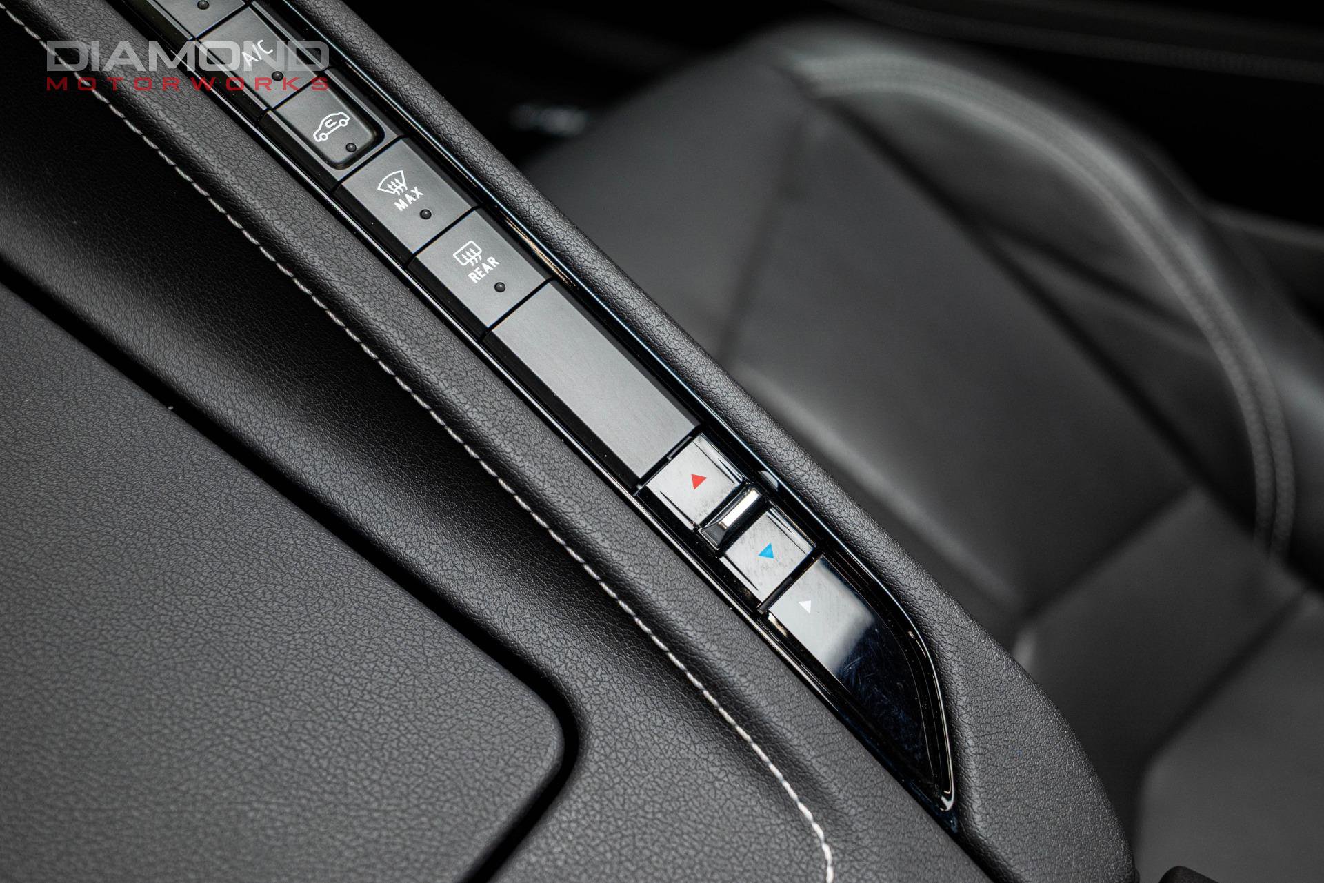 Used 2022 Chevrolet Corvette Stingray Coupe w/ Z51 Performance Package RWD image 97