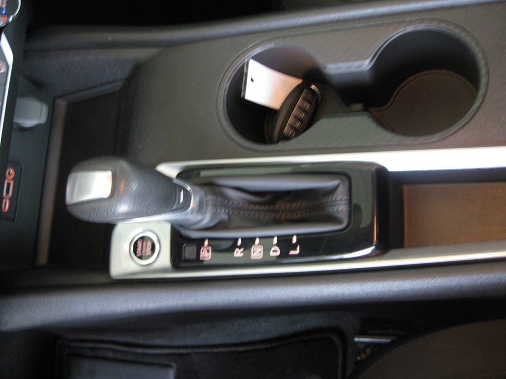 Used 2025 Nissan Altima 2.5 S FWD image 17