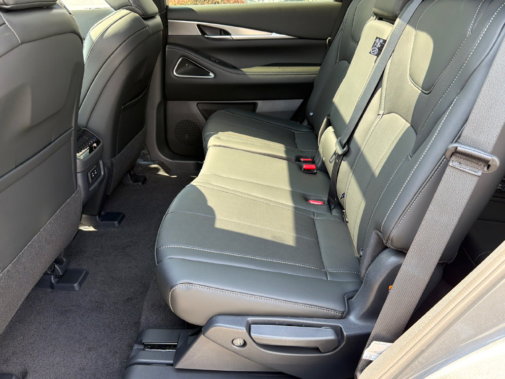 New 2027 INFINITI QX60 Sport w/ Dark Cargo Package AWD/4WD image 22