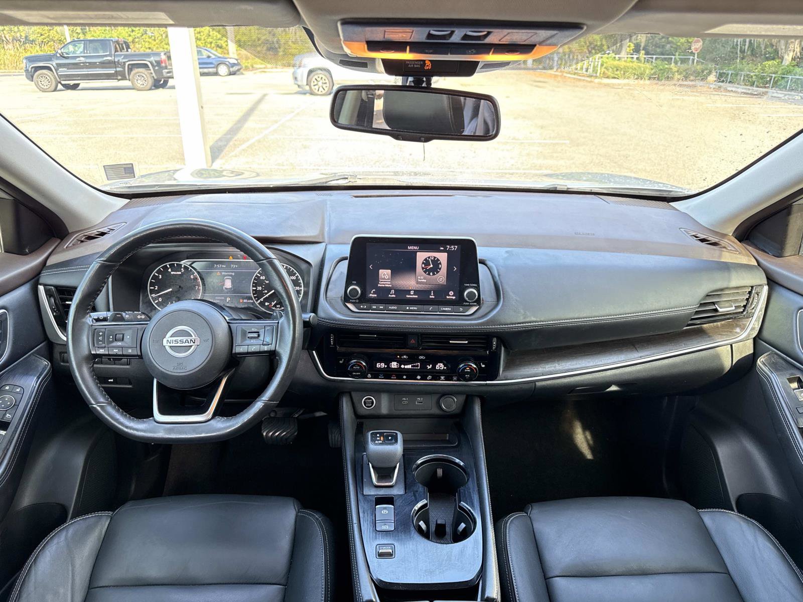 Used 2021 Nissan Rogue SL image 12