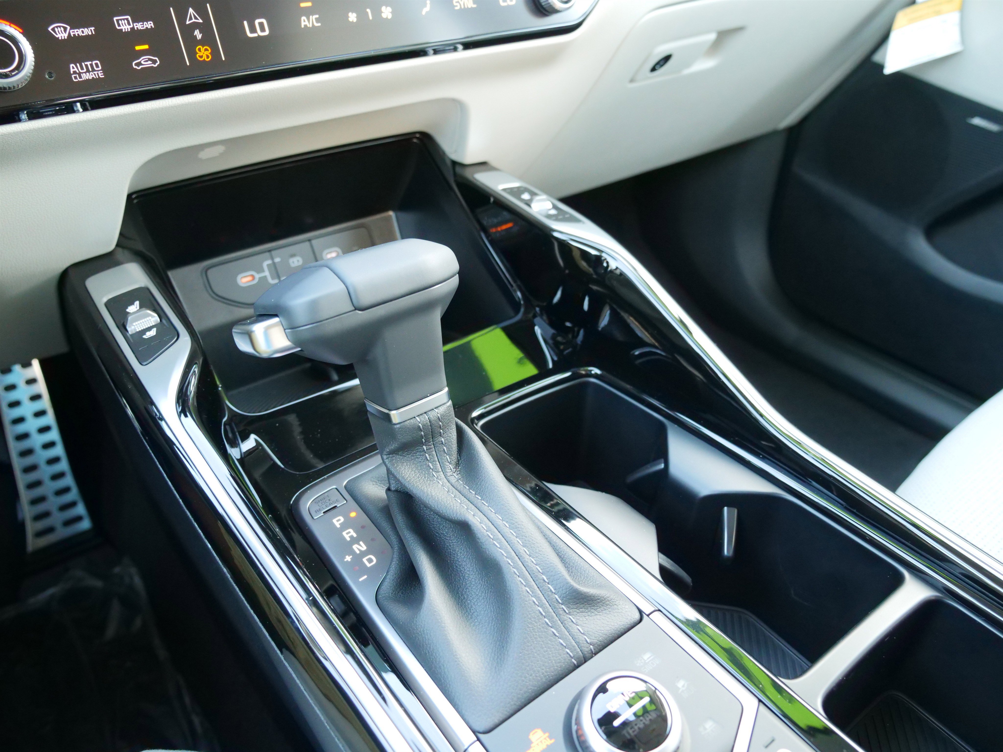 New 2026 Kia Sorento SX image 27