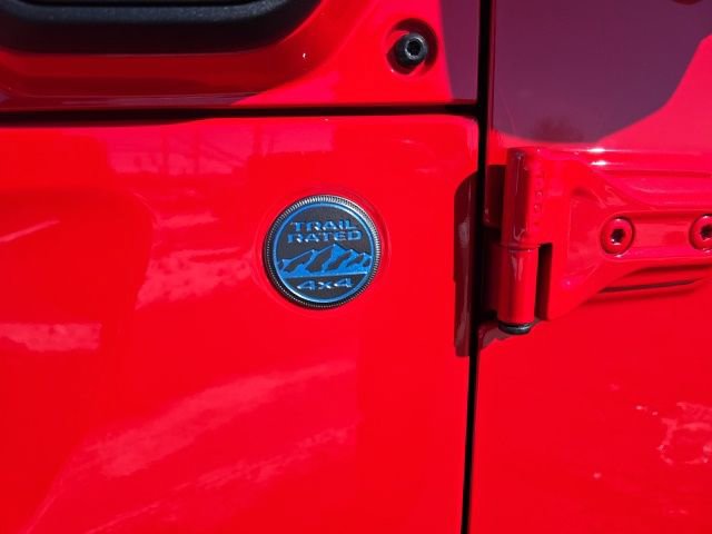 Used 2025 Jeep Wrangler Unlimited Sahara w/ Safety Group AWD/4WD image 54