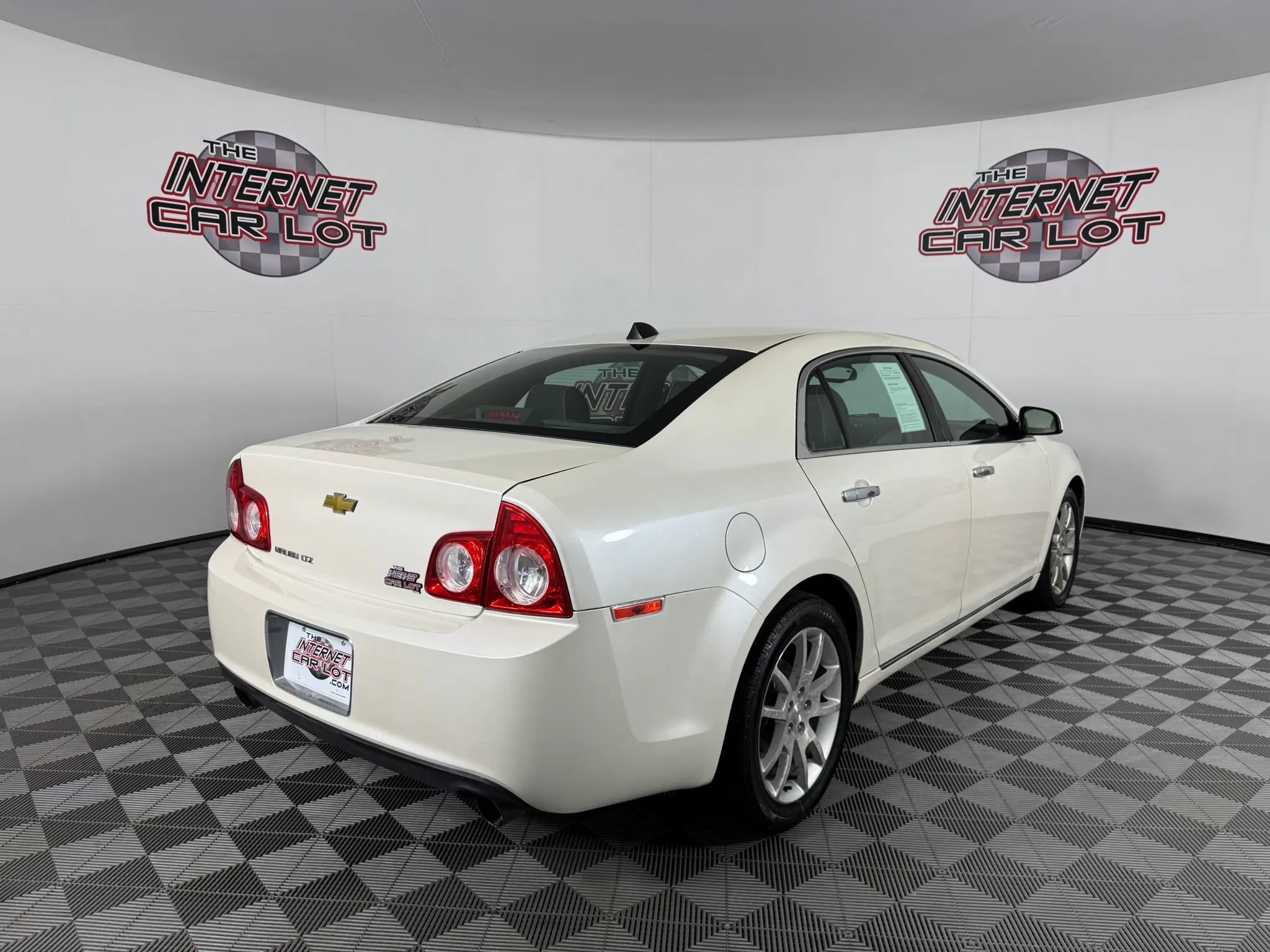 Used 2012 Chevrolet Malibu LTZ FWD image 7
