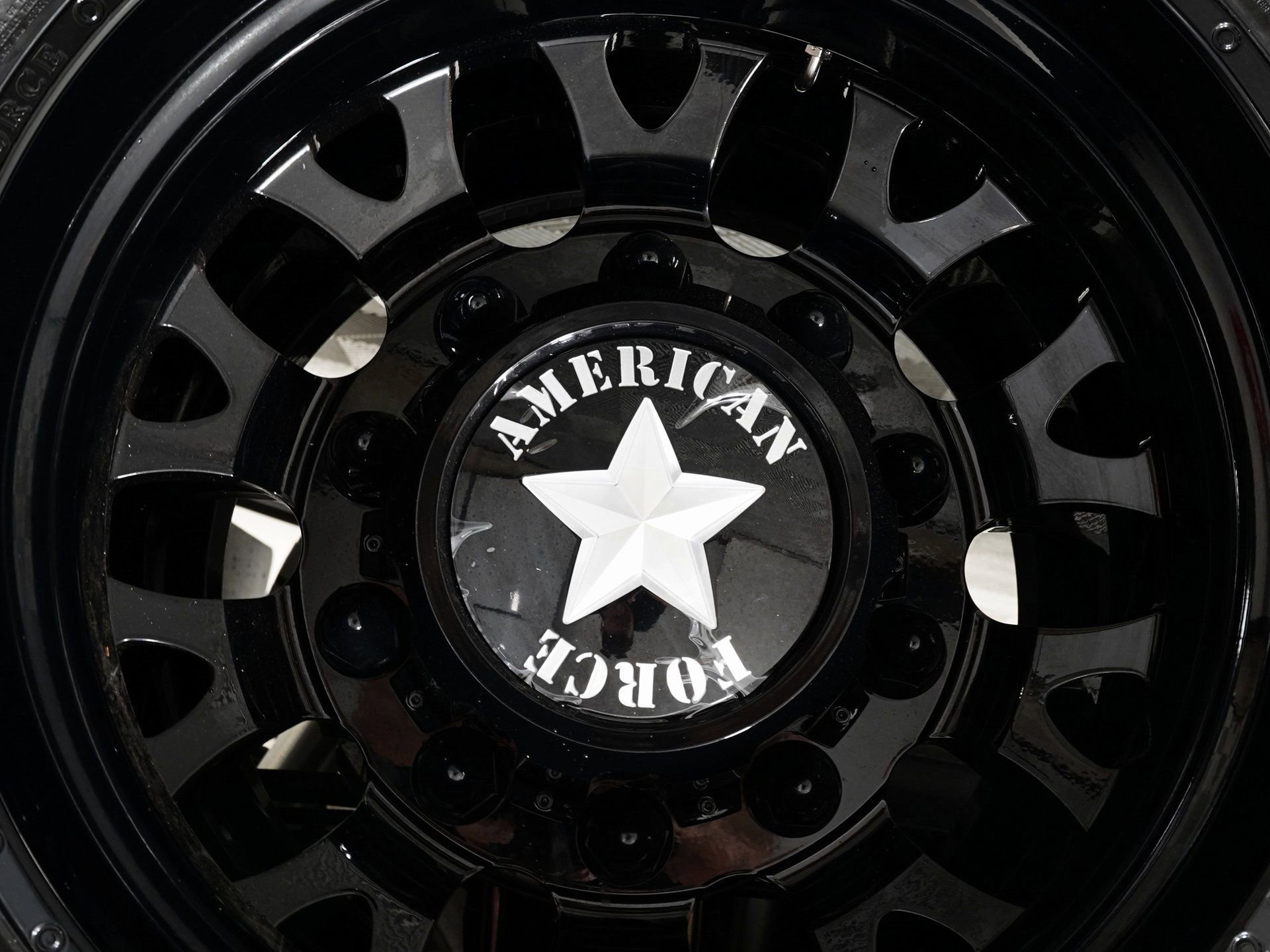 Used 2025 GMC Sierra 3500 Denali Ultimate AWD/4WD image 35