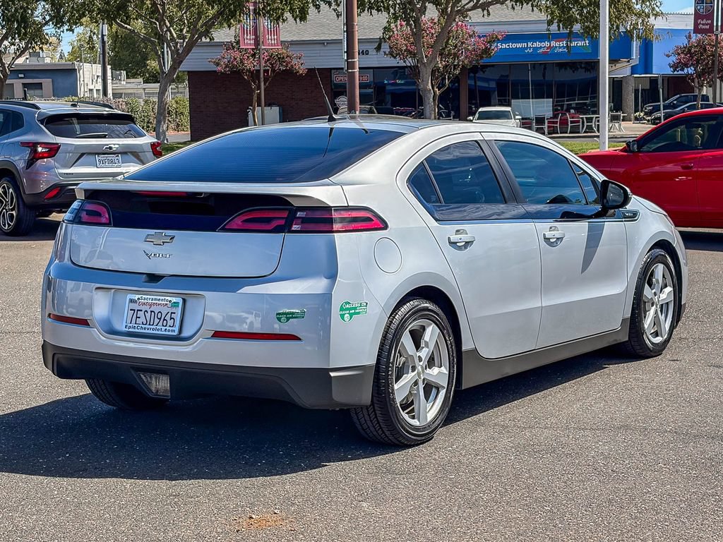 Used 2014 Chevrolet Volt FWD image 4