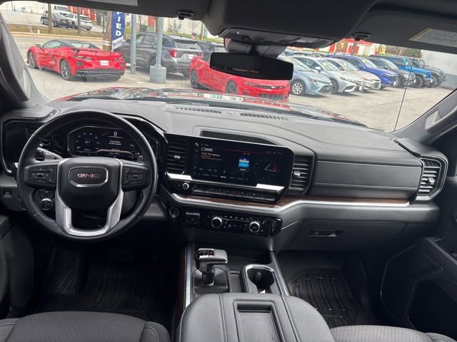 Used 2022 GMC Sierra 1500 Elevation image 3