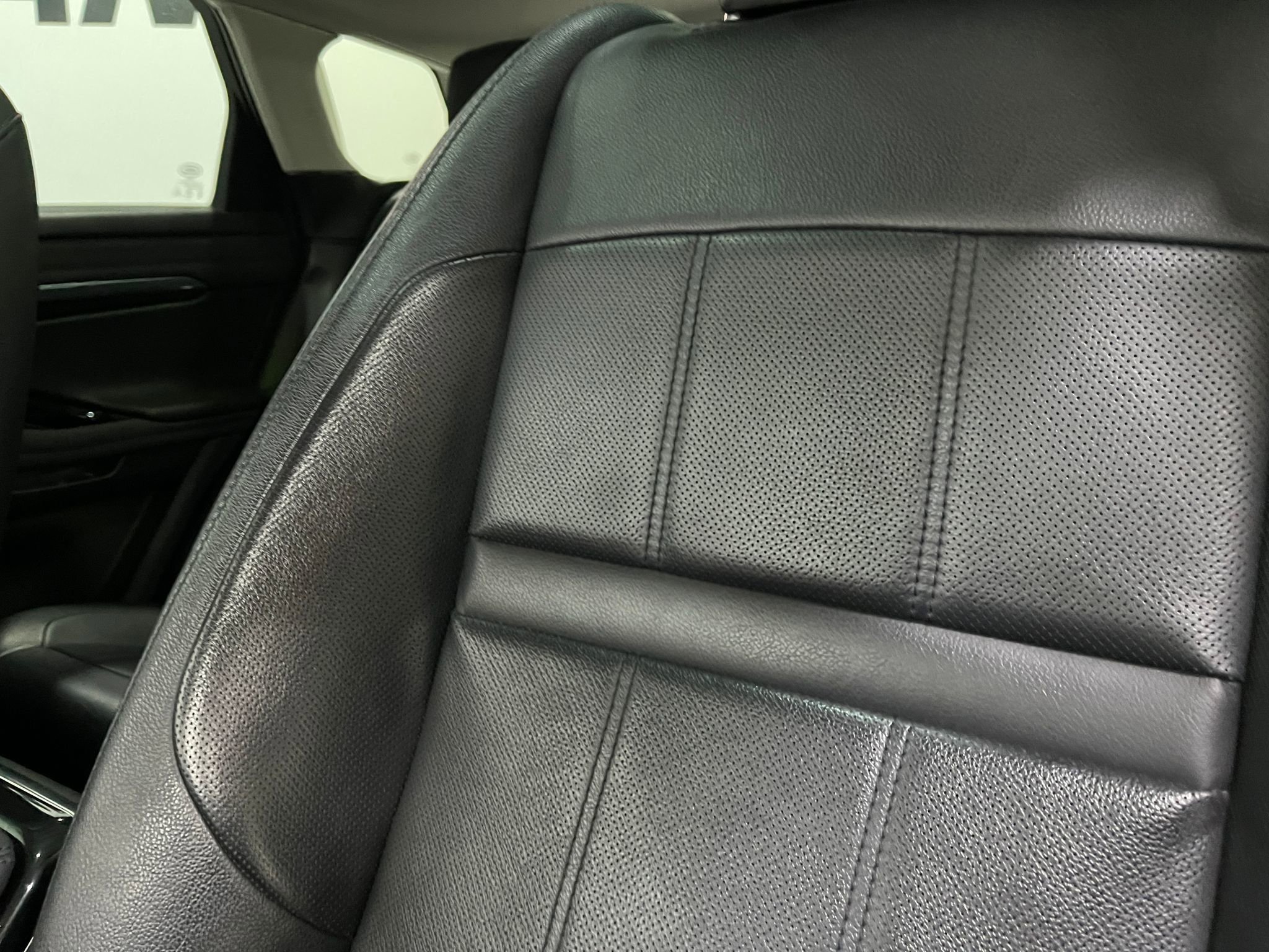 Used 2020 Land Rover Range Rover Evoque SE AWD/4WD image 18