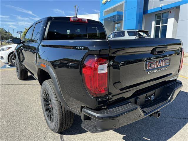 New 2026 GMC Canyon Elevation w/ Convenience Package image 4