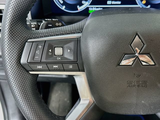 Used 2024 Mitsubishi Outlander SE AWD/4WD image 20