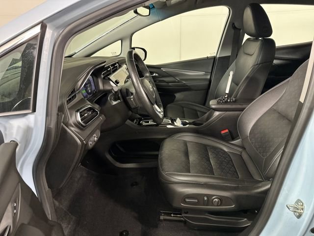 Used 2023 Chevrolet Bolt LT w/ Infotainment Package image 11