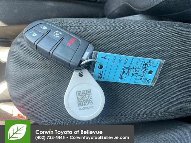 Used 2016 Jeep Renegade Latitude w/ Cold Weather Group AWD/4WD image 16