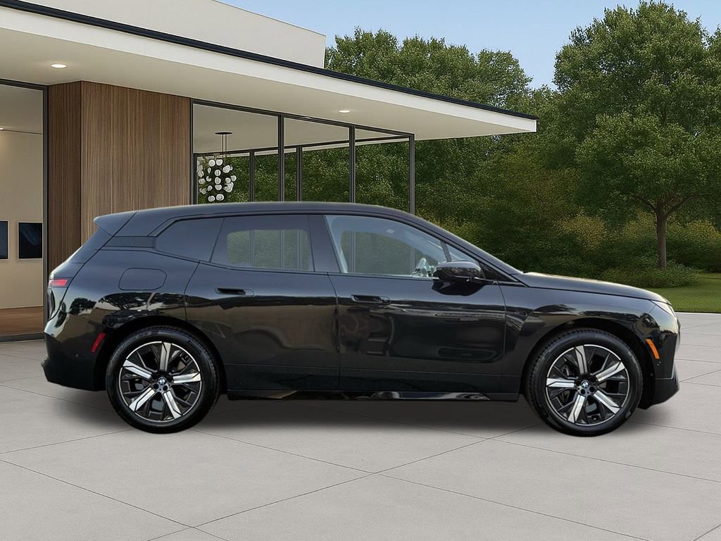 Used 2026 BMW iX xDrive45 image 6