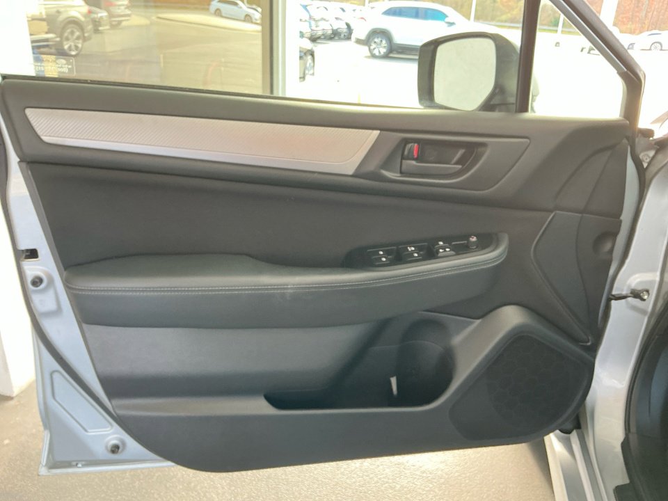 Used 2016 Subaru Legacy 2.5i image 34