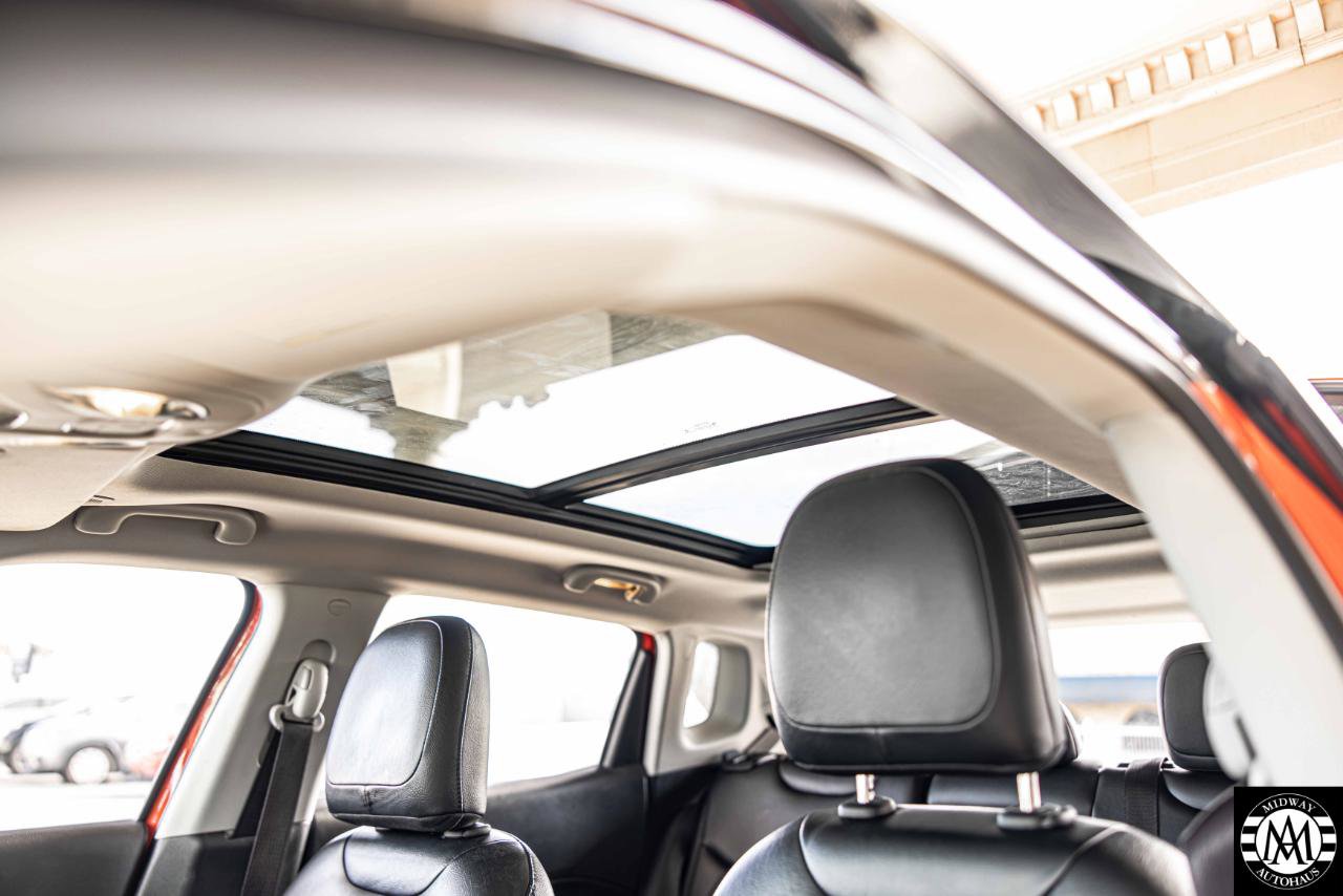 Used 2018 Jeep Compass Trailhawk w/ Leather Interior Group image 35