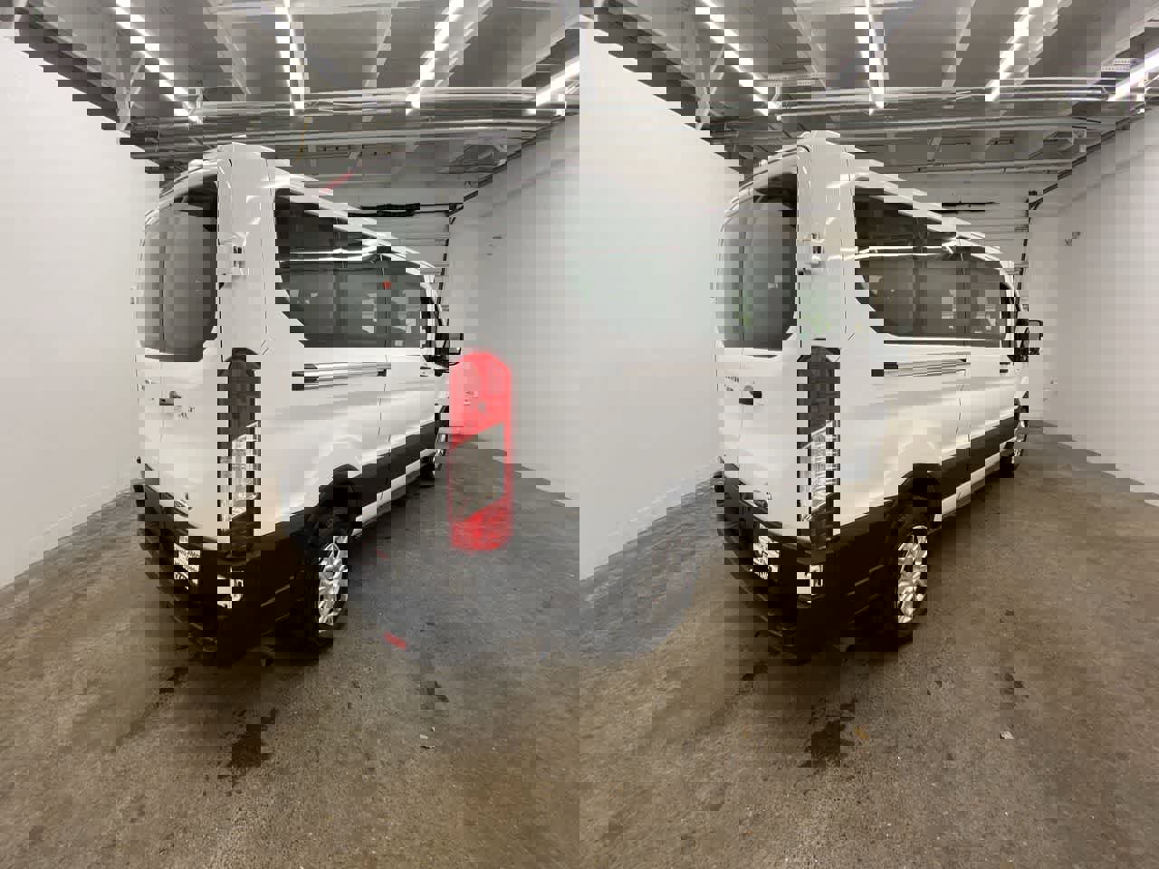 Used 2023 Ford Transit 350 XLT image 6