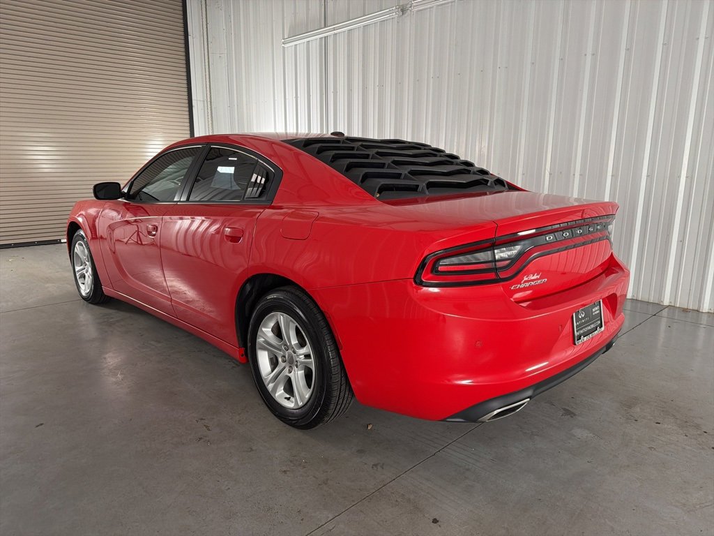 Used 2019 Dodge Charger SXT image 5