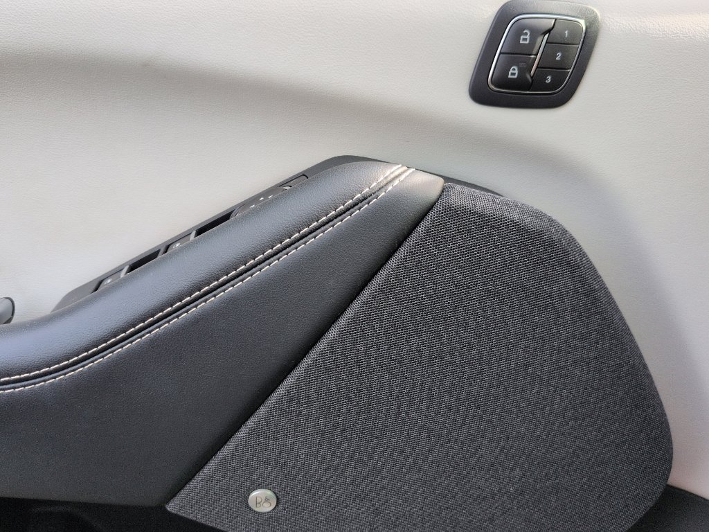 Used 2022 Ford Mustang Mach-E Premium AWD/4WD image 9