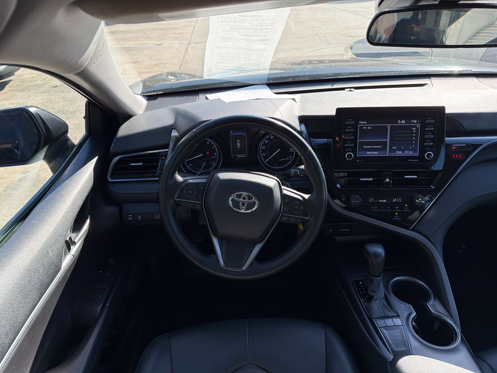 Used 2023 Toyota Camry SE FWD image 11