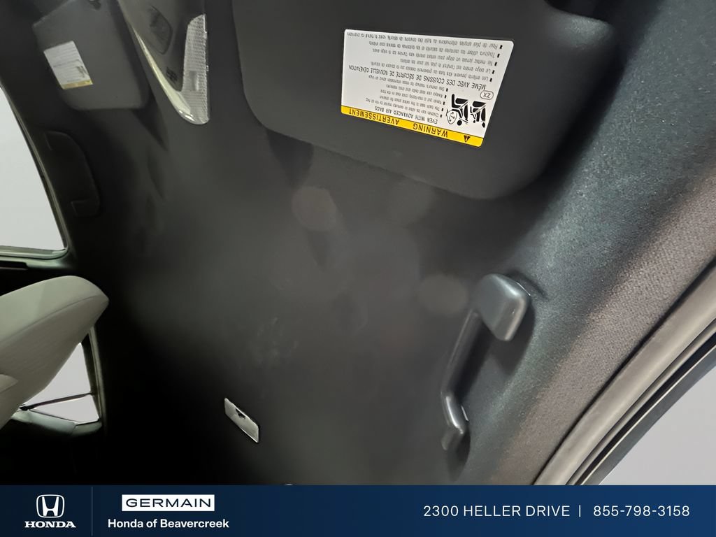 Used 2019 Toyota C-HR XLE FWD image 23