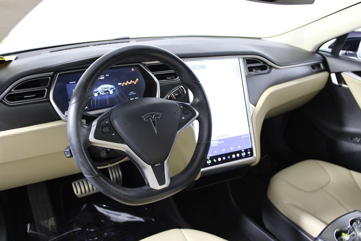 Used 2013 Tesla Model S Performance RWD image 53