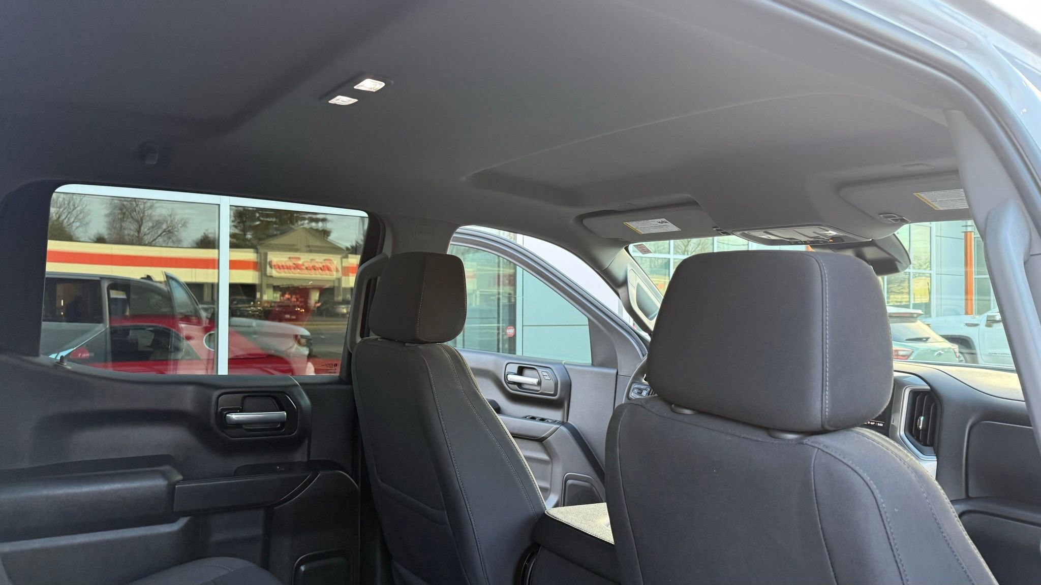 Used 2023 Chevrolet Silverado 1500 Custom image 23