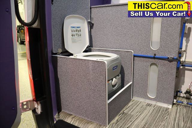 Used 2020 Mercedes-Benz Sprinter 2500 image 25