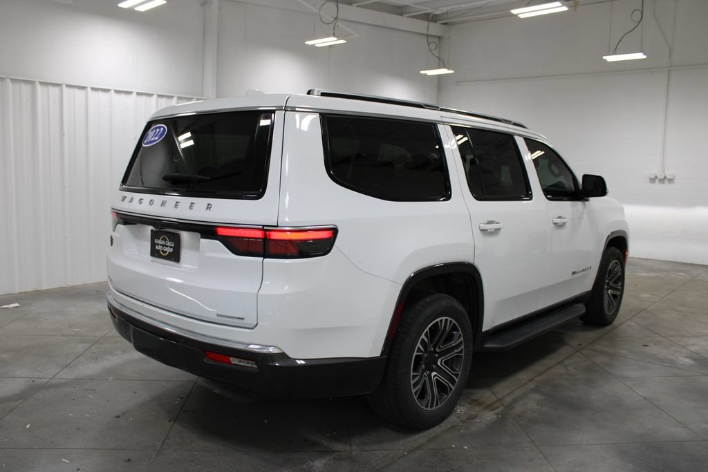 Used 2022 Jeep Wagoneer Series III w/ Flexible Seating Group AWD/4WD image 9