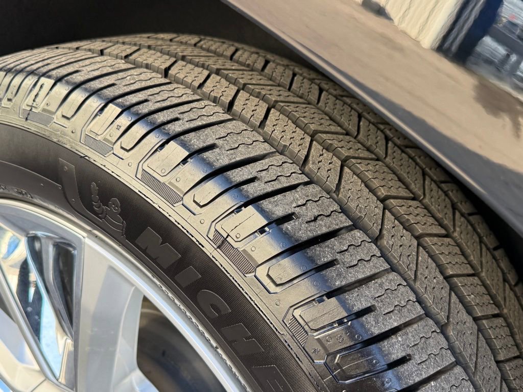 Used 2023 Chevrolet Tahoe High Country image 43