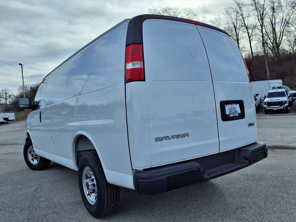 New 2025 GMC Savana 2500 w/ Driver Convenience Package RWD image 20