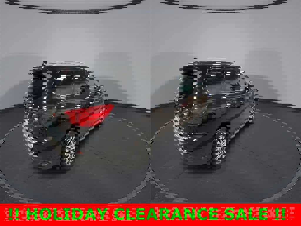 Used 2019 Nissan Pathfinder SV image 8