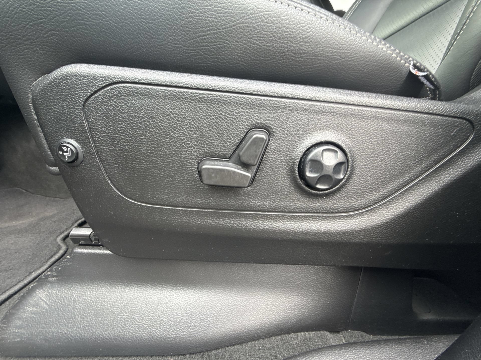 Used 2021 RAM 1500 Big Horn RWD image 12