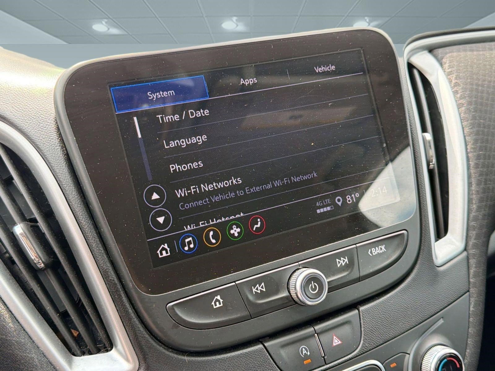 Used 2025 Chevrolet Malibu LT image 22